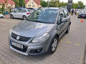 Suzuki SX4 - 2013