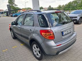 Suzuki SX4 - 2013