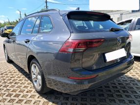 Volkswagen Golf - 2021