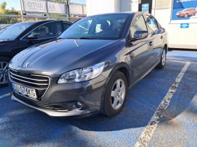 Peugeot 301 - 2015