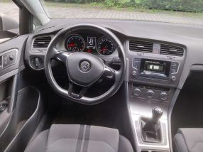 Volkswagen Golf - 2016
