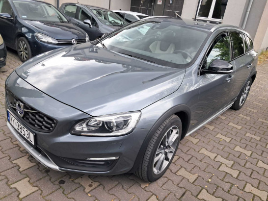 Volvo V60 Cross Country