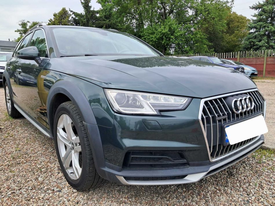 Audi Allroad A4 - 2016