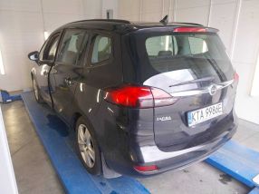 Opel Zafira - 2012