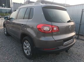 Volkswagen Tiguan - 2009