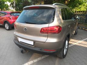 Volkswagen Tiguan - 2015
