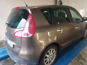 Renault Scenic - 2011
