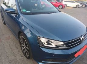 Volkswagen Jetta - 2016