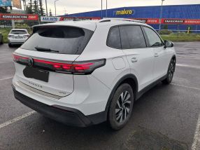 Volkswagen Tiguan - 2024