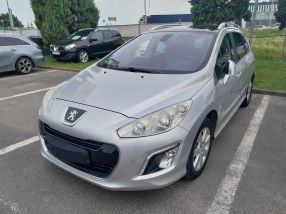 Peugeot 308 - 2012