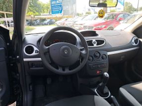 Renault Clio - 2011
