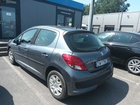 Peugeot 207 - 2009