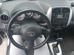 Toyota RAV 4 - 2004
