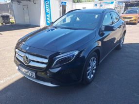 Mercedes-Benz GLA - 2015