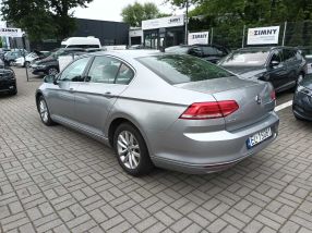 Volkswagen Passat - 2019