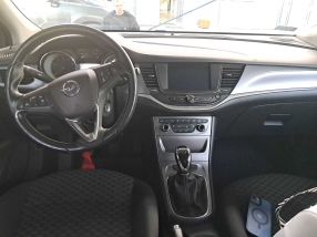 Opel Astra - 2017