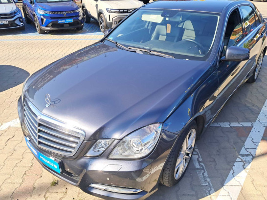 Mercedes-Benz E