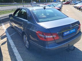 Mercedes-Benz E - 2011