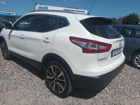 Nissan Qashqai - 2015
