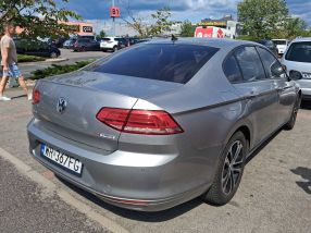 Volkswagen Passat - 2015