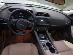 Jaguar F-Pace - 2016