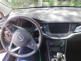 Opel Astra - 2020