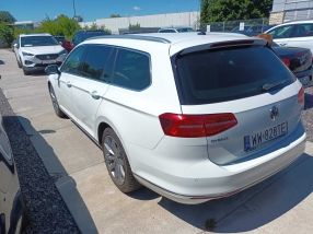 Volkswagen Passat - 2016