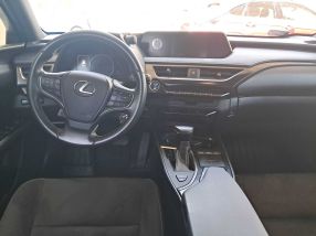 Lexus UX - 2020