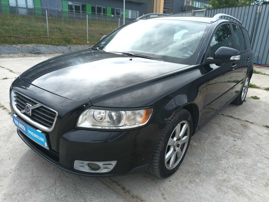 Volvo V50