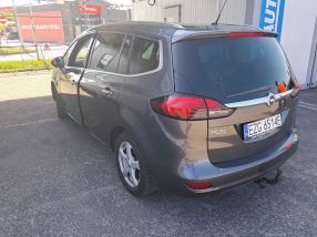 Opel Zafira - 2012