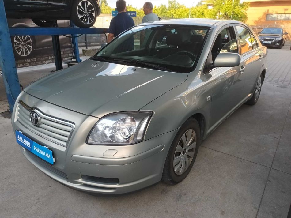 Toyota Avensis - 2003