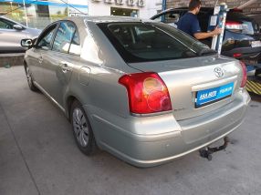 Toyota Avensis - 2003