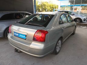 Toyota Avensis - 2003