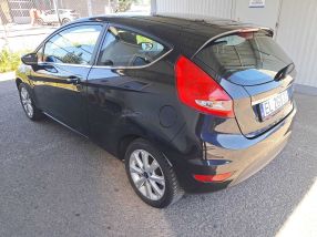 Ford Fiesta - 2010