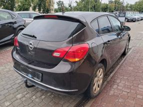 Opel Astra - 2013