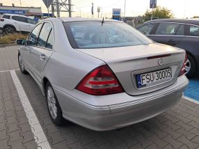 Mercedes-Benz C - 2004