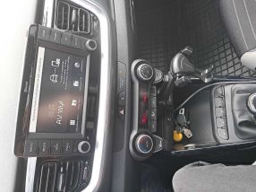 Kia Stonic - 2020