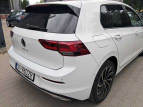Volkswagen Golf - 2020