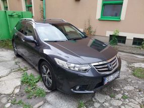 Honda Accord - 2011