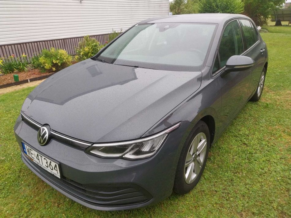 Volkswagen Golf - 2021