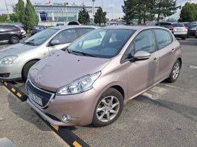 Peugeot 208 - 2013