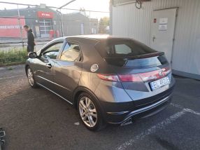 Honda Civic - 2010