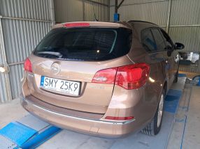 Opel Astra - 2015