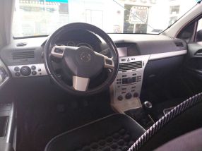 Opel Astra - 2008