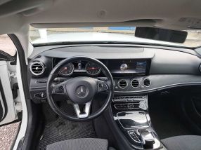 Mercedes-Benz E - 2017