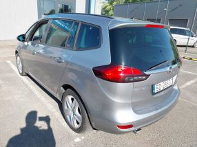 Opel Zafira - 2014