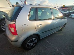 Volkswagen Polo - 2004