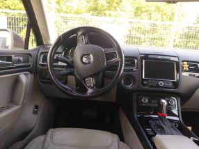 Volkswagen Touareg - 2013