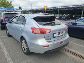 Mitsubishi Lancer - 2011