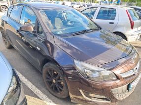 Opel Astra - 2013